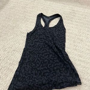 Lulu tanks size 2 fun print